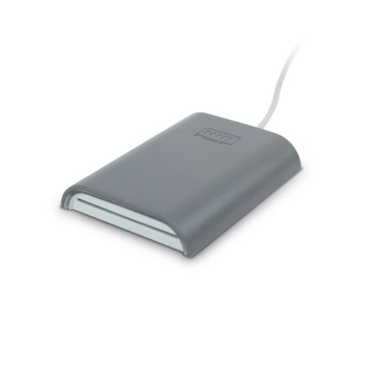 An image of HID OMNIKEY 5422 smart card reader.